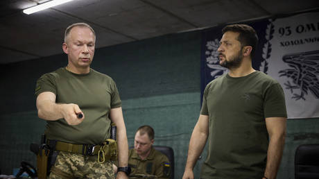 Selenskyj gibt neuen Oberbefehlshaber der ukrainischen Armee bekannt – RT Russland und die ehemalige Sowjetunion