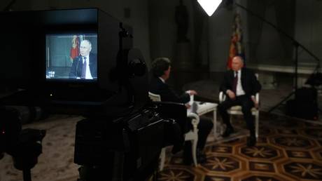 Kremlin explains why Putin spoke to Tucker Carlson — RT Russia & Former Soviet Union