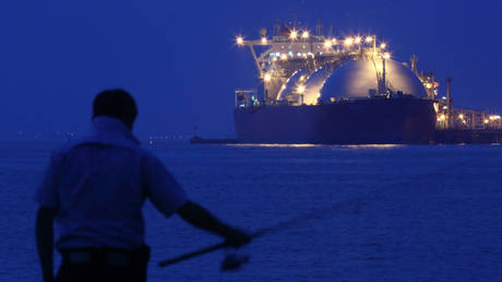 Global LNG demand to surge 50% – Shell — RT Business News