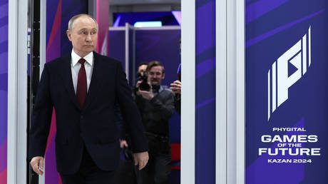 &lsquo;Gift from Russia to the world&rsquo; &ndash; Putin opens Games of the Future