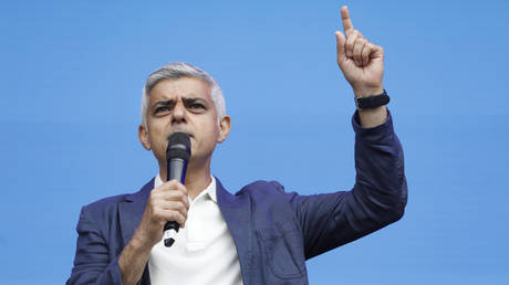 Mayor of London wants assets of Russian ‘oligarchs’ seized — RT World News