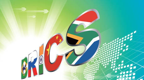 BRICS überholen G7 an wirtschaftlicher Macht – Putin – RT Business News