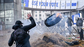 Von der Leyen celebrates ‘a great day for Europe’ as farmers trash Brussels