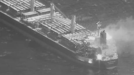 A fire aboard True Confidence bulk carrier as a result of a missile attack by the Houthis.