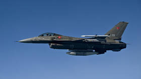 La nazione NATO fornisce la cronologia delle consegne di F-16 all'Ucraina