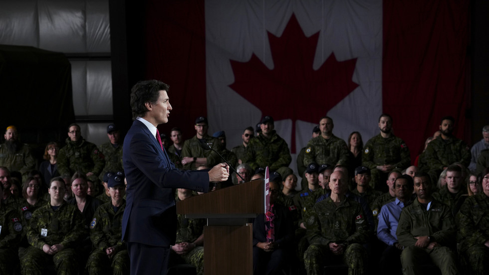 Canada mulls getting nuclear submarines