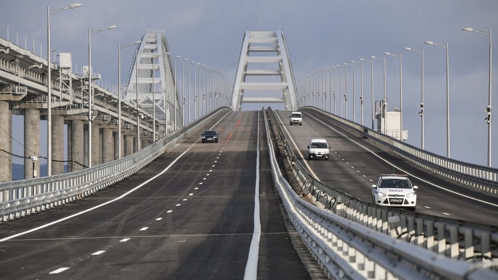 Moscou répond à la menace du pont de Crimée lancée par un diplomate européen