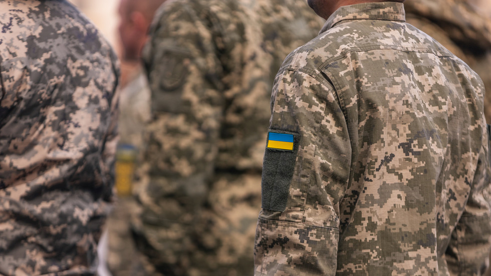 „Niemand“, der bereit ist, sich der ukrainischen Armee anzuschließen – Soldat