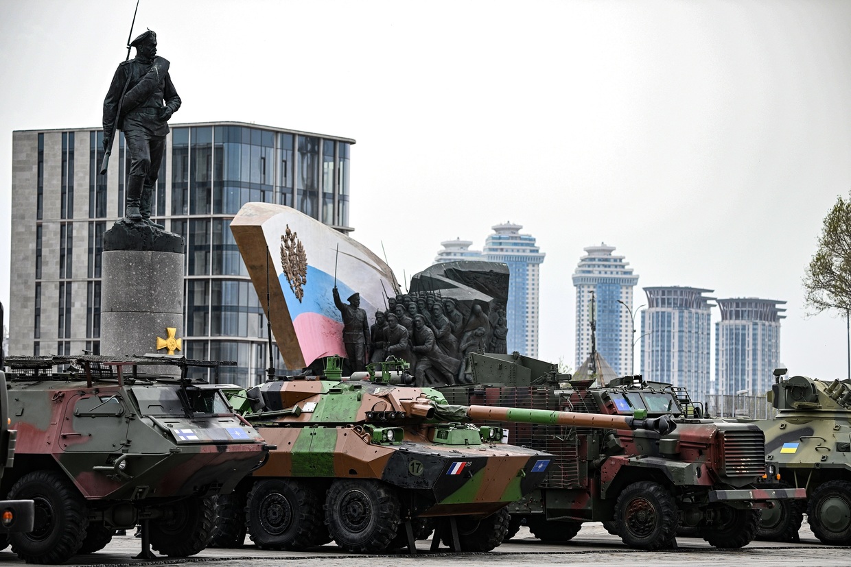 German-made Leopard tank joins NATO trophy display in Moscow (PHOTOS, VIDEOS)
