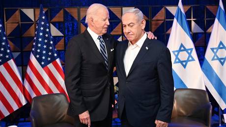 US President Joe Biden (L) and Israeli Prime Minister Benjamin Netanyahu (R).