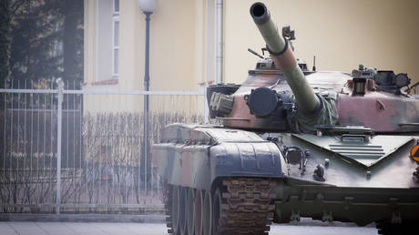  A Soviet T-72 battle tank in Poland