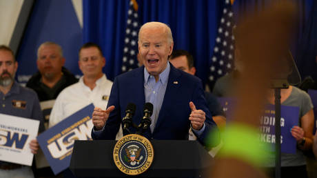 US President Joe Biden speaks to members of the United Steel Workers Union in Pittsburgh, Pennsylvania, April 17, 2024.