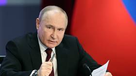 Putin orders crackdown on illegal immigration