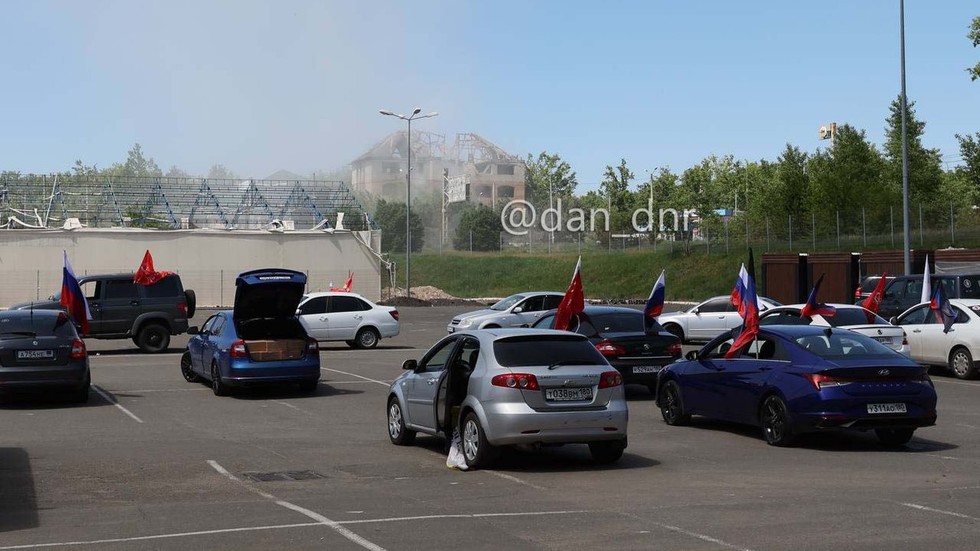 Ukraine shells cafe in Russia’s Donetsk (VIDEO)