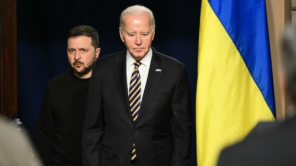 Biden to shun Zelensky ‘peace conference’ – Bloomberg