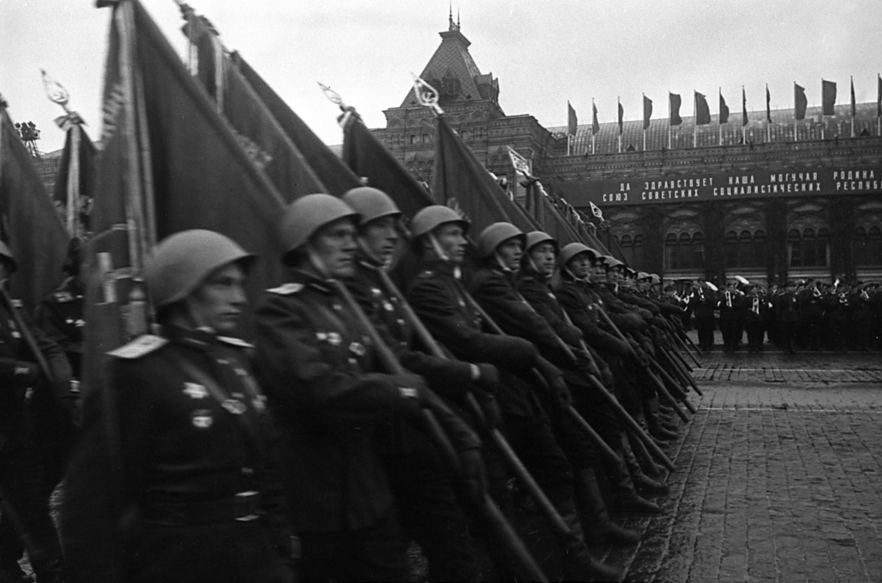 9. Mai: Wie der Jahrestag der Kapitulation Nazi-Deutschlands zum wichtigsten Nationalfeiertag im modernen Russland wurde