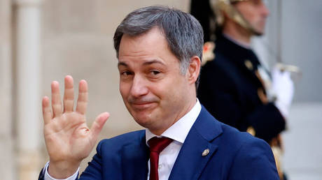 Radio host calls for Slovakia-style assassination attempt on Belgian PM &ndash; media