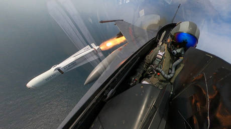 Taiwanese F-16 pilot firing a AGM-65B Maverick missile during an exercise at the Penghu Islands