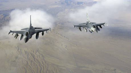 FILE PHOTO: F-16 fighter jets.