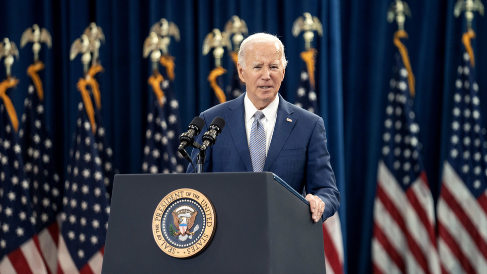 Ukraine not allowed to attack Kremlin with US-supplied missiles – Biden