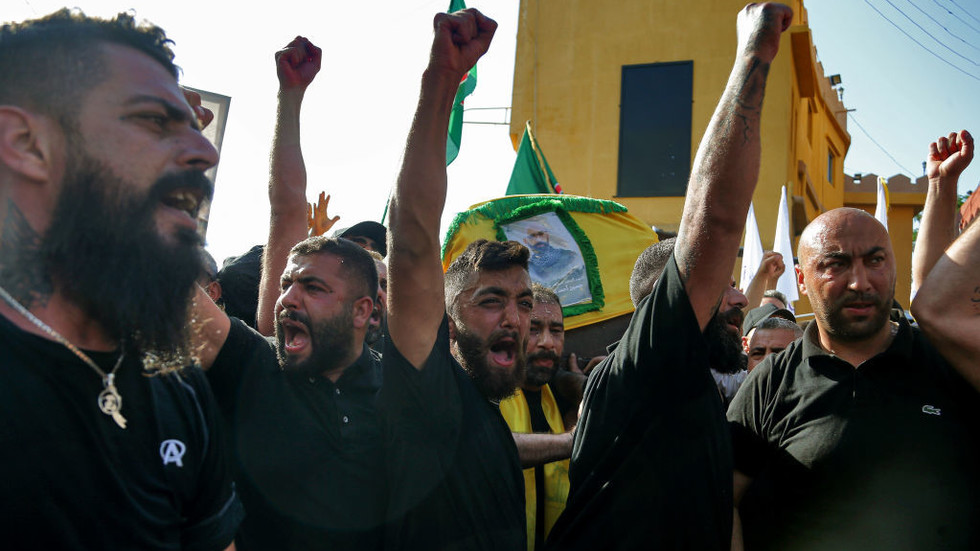مخاوف الولايات المتحدة من الانجرار إلى حرب أخرى – سي بي إس – RT World News