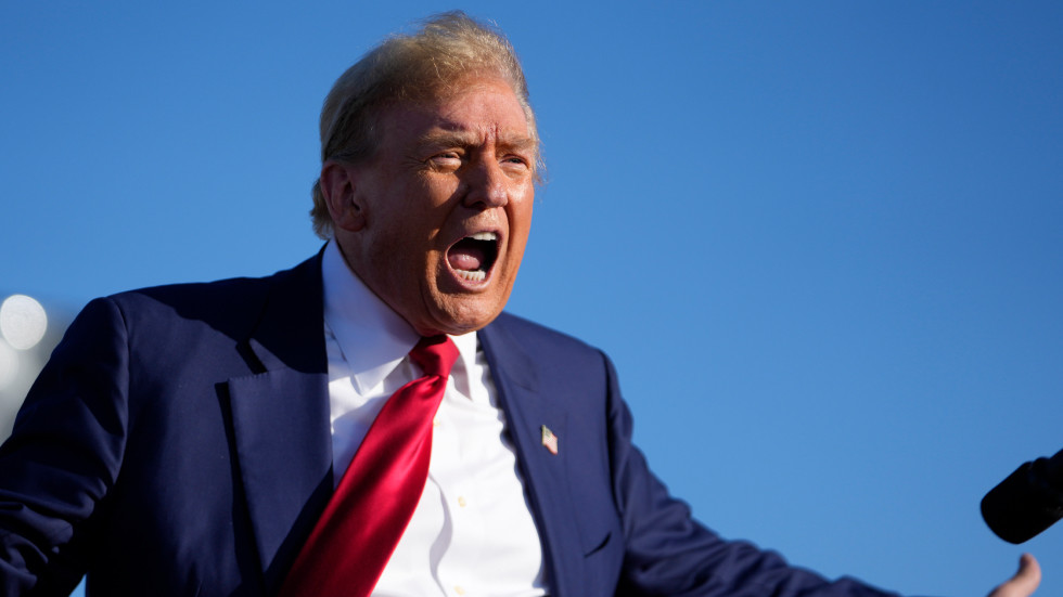 Trump campaign slams debate moderator’s ‘history of lies’ — RT World News