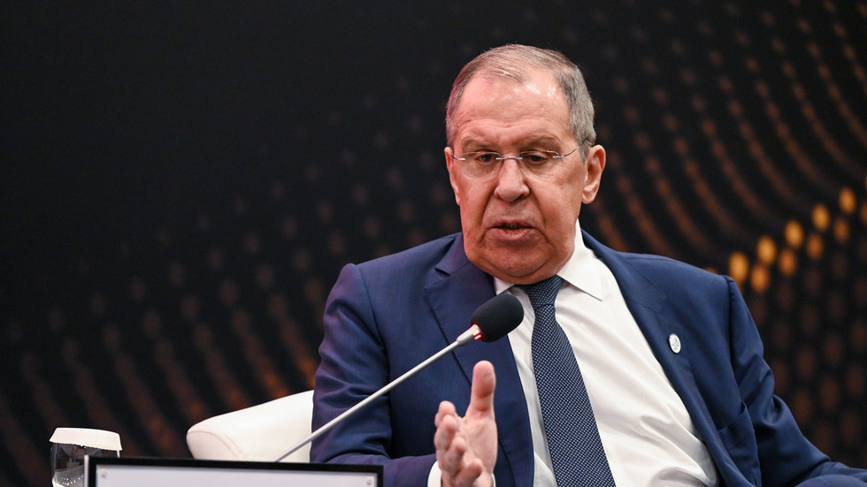 Los BRICS se toman un descanso en la expansión: Lavrov