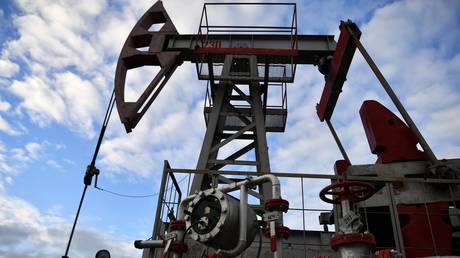 Russian oil revenues rise 50% – Bloomberg 