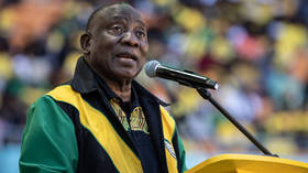 South Africa’s leader will not resign - party