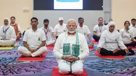 Modi leads Yoga Day celebrations (VIDEO)