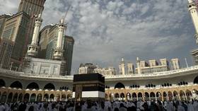 Egypt targets travel agencies over Hajj deaths
