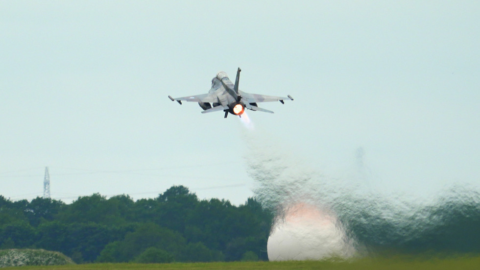 Für den ersten im Ukraine-Konflikt abgeschossenen F-16 wurde ein Kopfgeld ausgesetzt