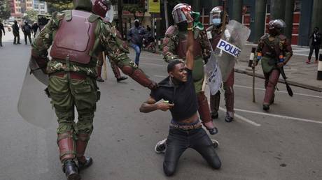 Kenyan police declare zero tolerance on violent protests