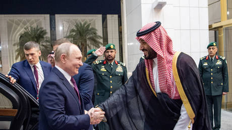 File photo: Saudi Arabian Crown Prince Mohammed bin Salman welcomes Russian President Vladimir Putin in Riyadh, December 06, 2023.