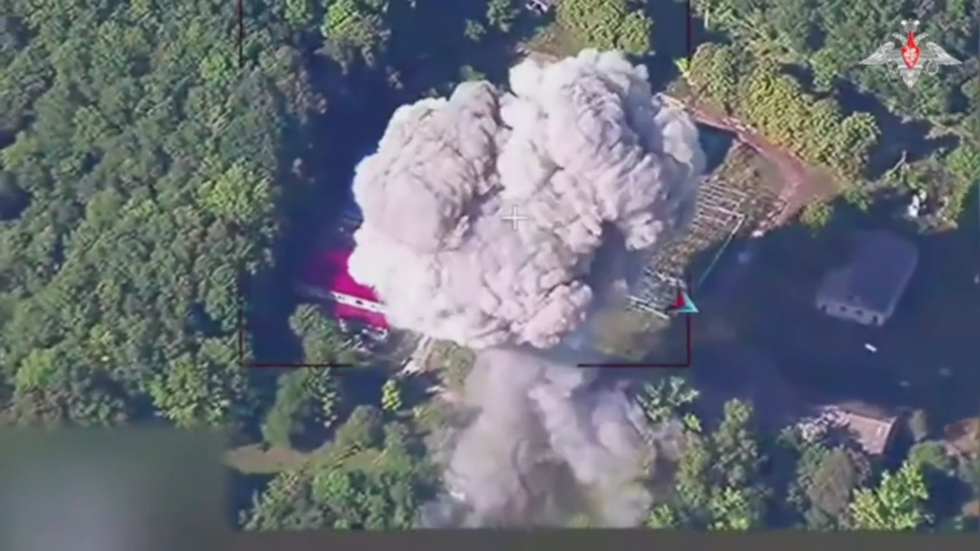 Russian missile destroys Ukrainian command post at Kursk – MOD (VIDEO)