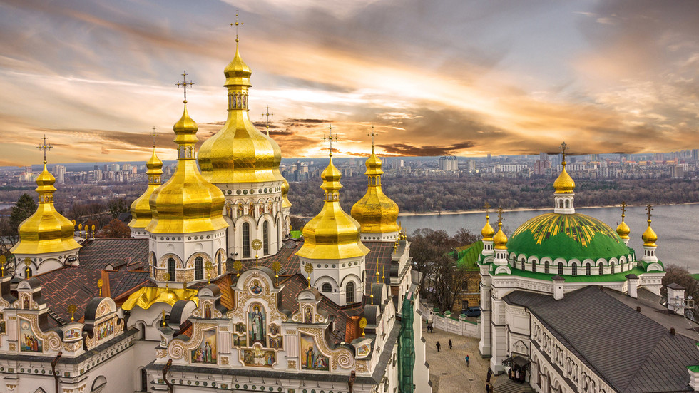 Ukrainische Abgeordnete ebnen den Weg für ein Verbot der größten christlichen Kirche