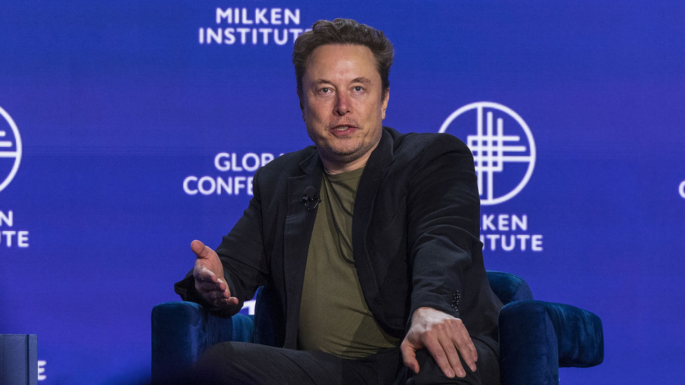 Musk asks Macron to explain Durov arrest 