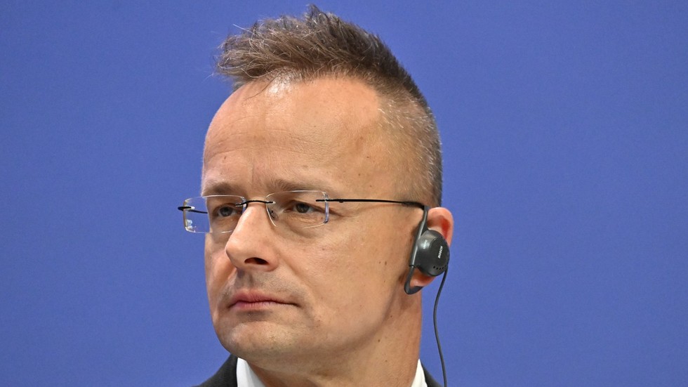 Hungarian FM slams EU’s top diplomat over Ukraine