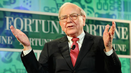 FILE PHOTO: Warren Buffett.