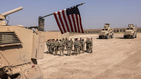 FILE PHOTO: US Army soldiers.