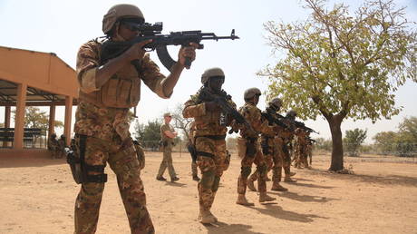 FILE PHOTO: Malian special forces soldiers.