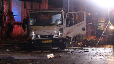 Fatal blast hits Tel Aviv (VIDEOS)