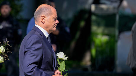 Scholz Announces Germany Will Accelerate Deportations