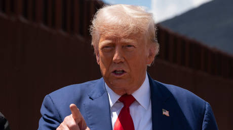 Donald Trump speaks at the US-Mexico border in Sierra Vista, Arizona, August 22, 2024