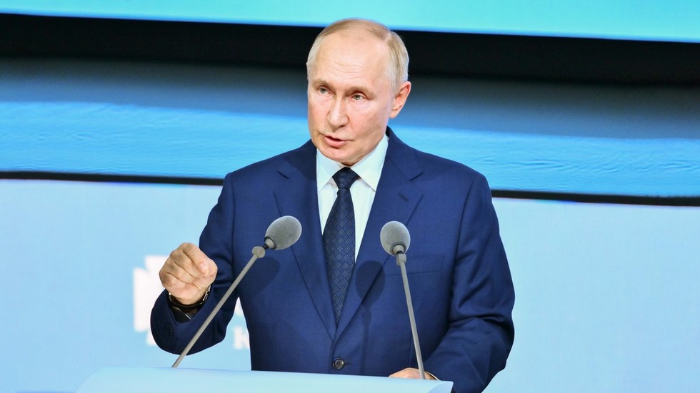 Putin lanza una nueva advertencia a la OTAN