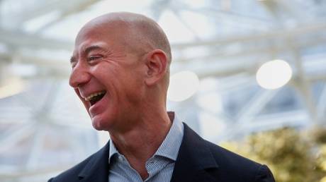 Plaintiff Claims Bezos Concealed Identity to Secure Discount on Luxury Mansion