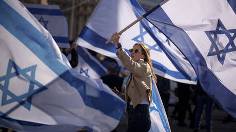 Are Israelis in Favor of Conflict?