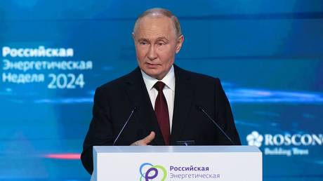 "Western Economies Are in Decline," Says Putin