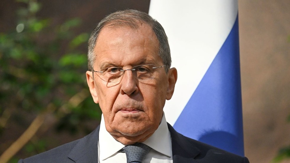 La Russie et la Chine s’opposent aux tentatives occidentales de maintenir leur domination – Lavrov