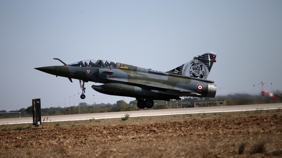 France reveals Ukraine fighter jet plans